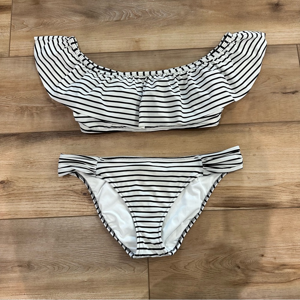 Victorias Secret S/M Off-Shoulder Ruffle Flounce Bikini Set Striped black white